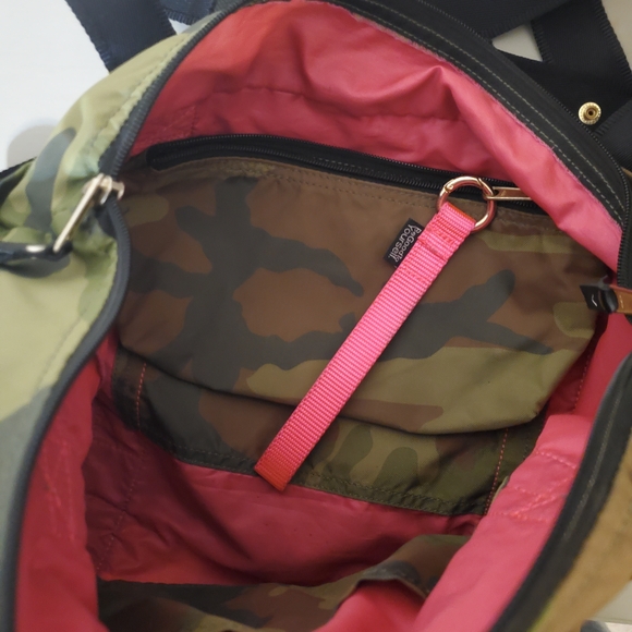Anthropologie Andi Camo Bag Hot Pink Accents Y2k Trendy Camo Tote Gorpcore - Picture 7 of 9